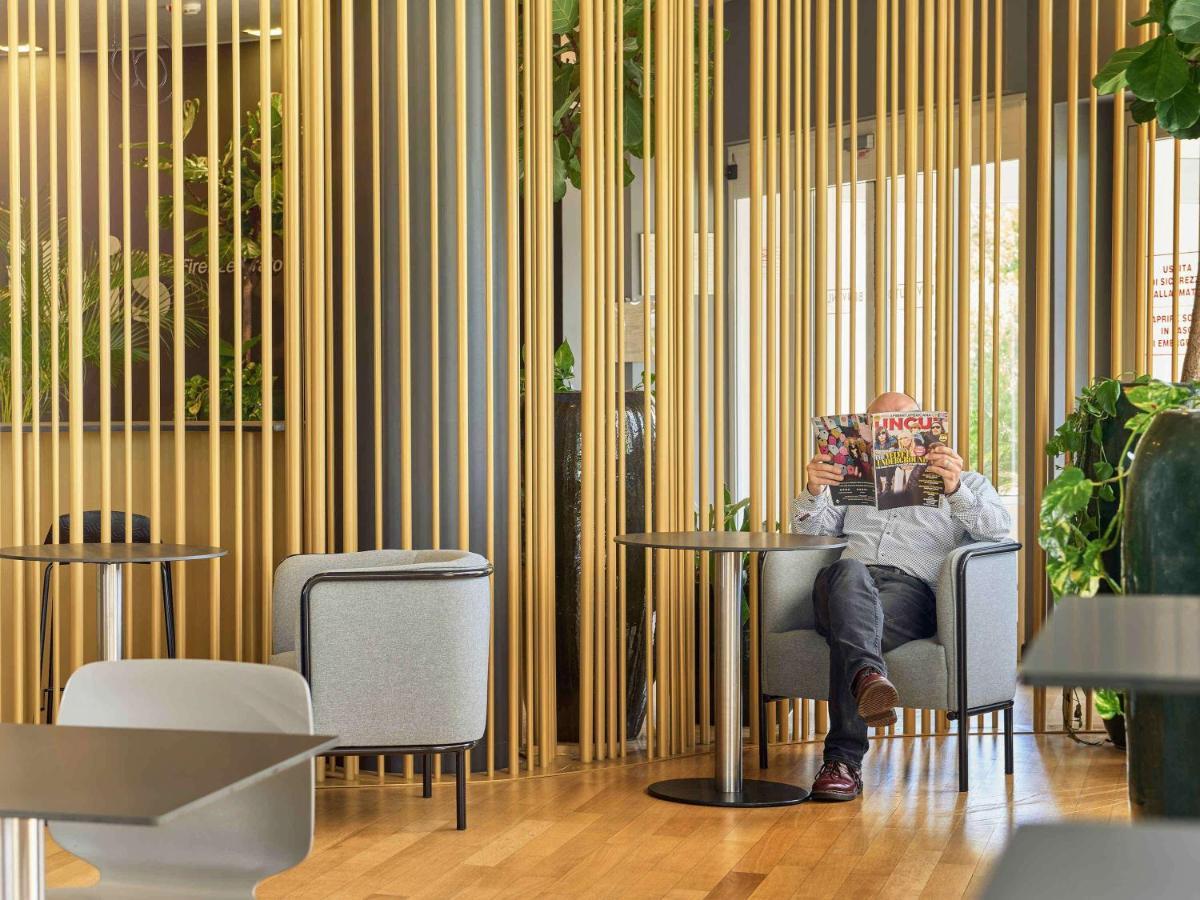 קמפי ביסנציו Hotel Ibis Firenze Prato Est מראה חיצוני תמונה