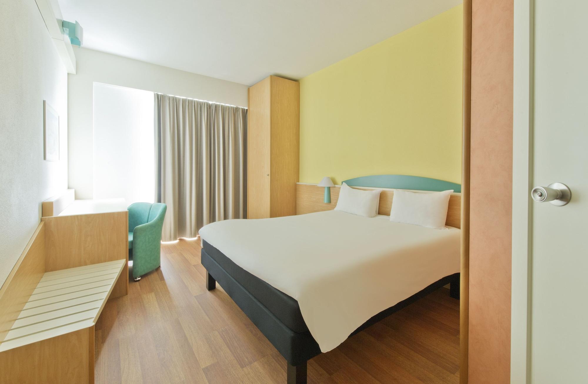 קמפי ביסנציו Hotel Ibis Firenze Prato Est מראה חיצוני תמונה