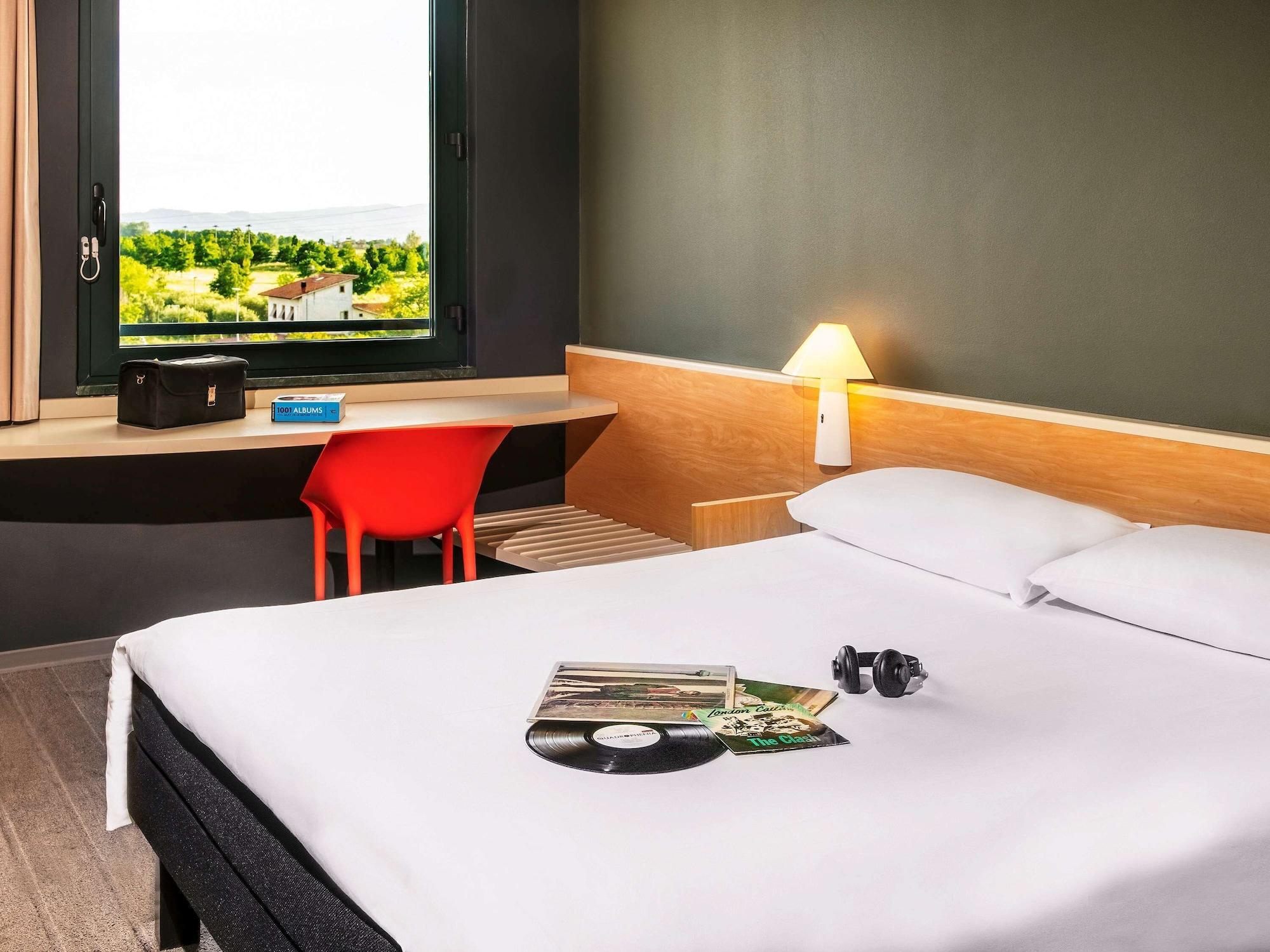 קמפי ביסנציו Hotel Ibis Firenze Prato Est מראה חיצוני תמונה