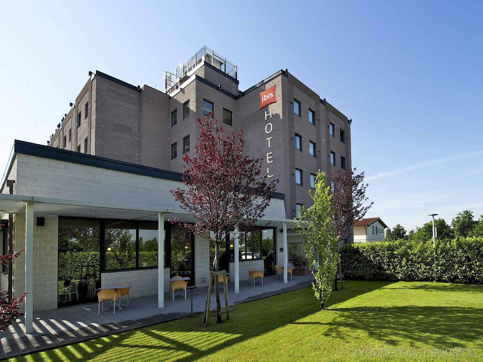 קמפי ביסנציו Hotel Ibis Firenze Prato Est מראה חיצוני תמונה