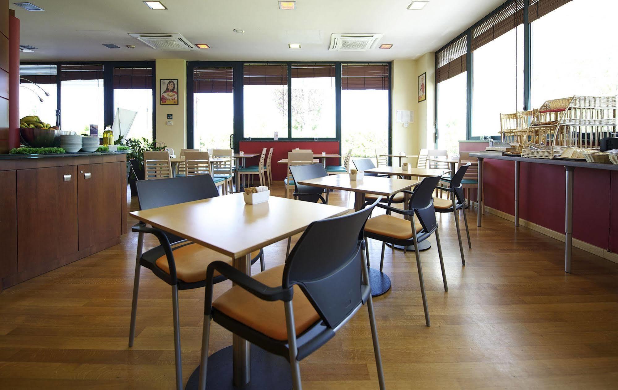 קמפי ביסנציו Hotel Ibis Firenze Prato Est מראה חיצוני תמונה