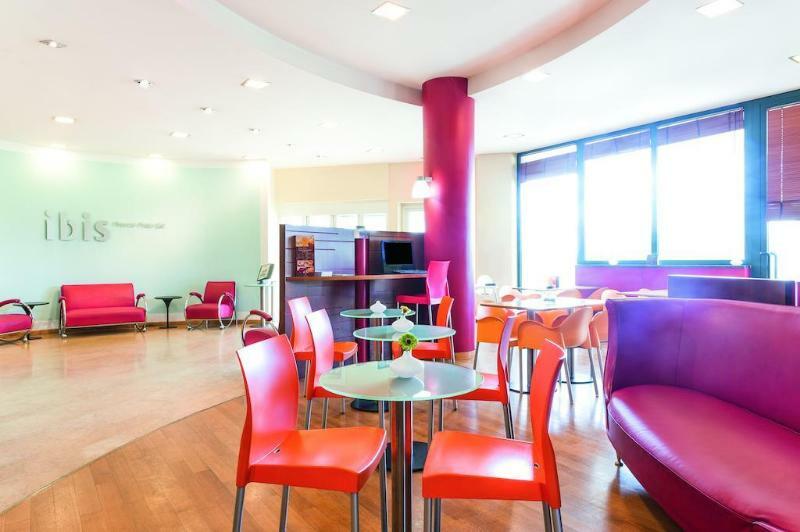 קמפי ביסנציו Hotel Ibis Firenze Prato Est מראה חיצוני תמונה