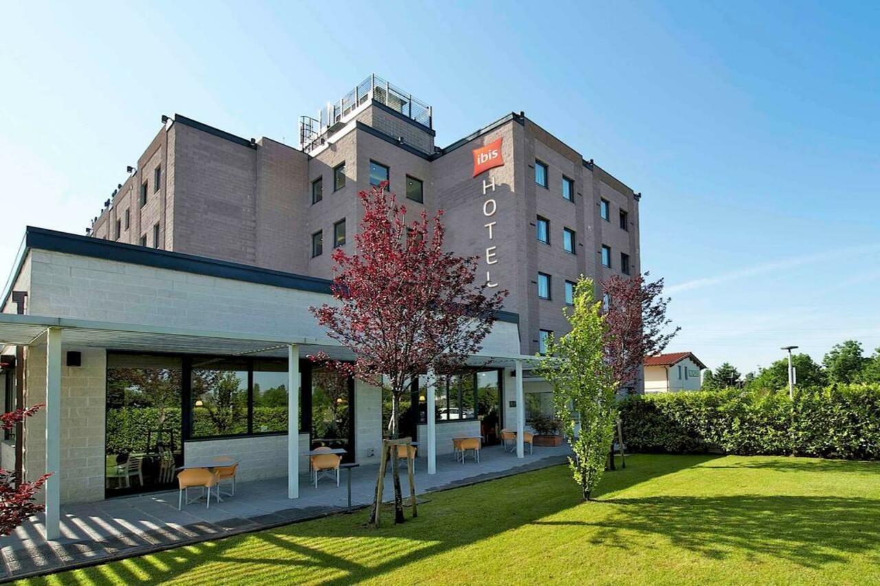קמפי ביסנציו Hotel Ibis Firenze Prato Est מראה חיצוני תמונה